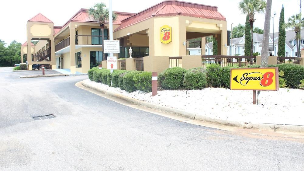 Super 8 By Wyndham Mobile/Tillmans Corner Exterior foto