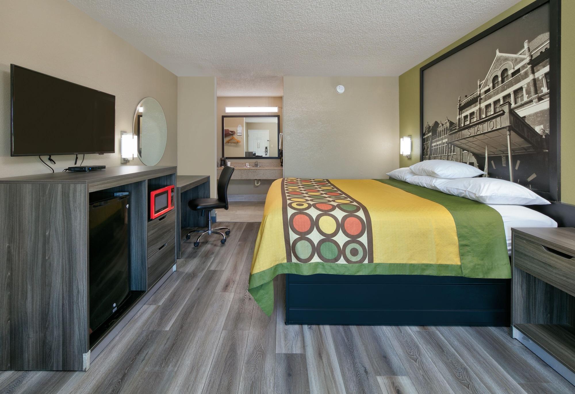 Super 8 By Wyndham Mobile/Tillmans Corner Exterior foto